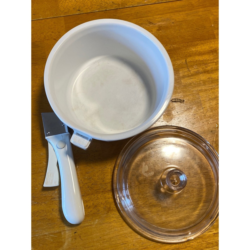 Princess House Nouveau Saucepan 1.5 Qt White Removable Handle Glass with Lid